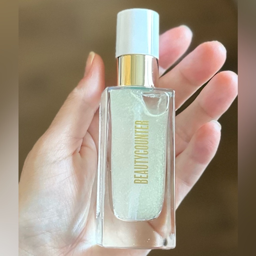 NIB Beautycounter Glow First Priming Serum